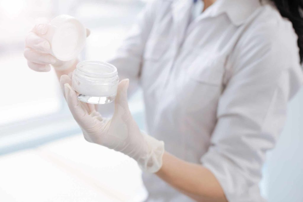 Dans quels cas utiliser une crème anesthésiante ?